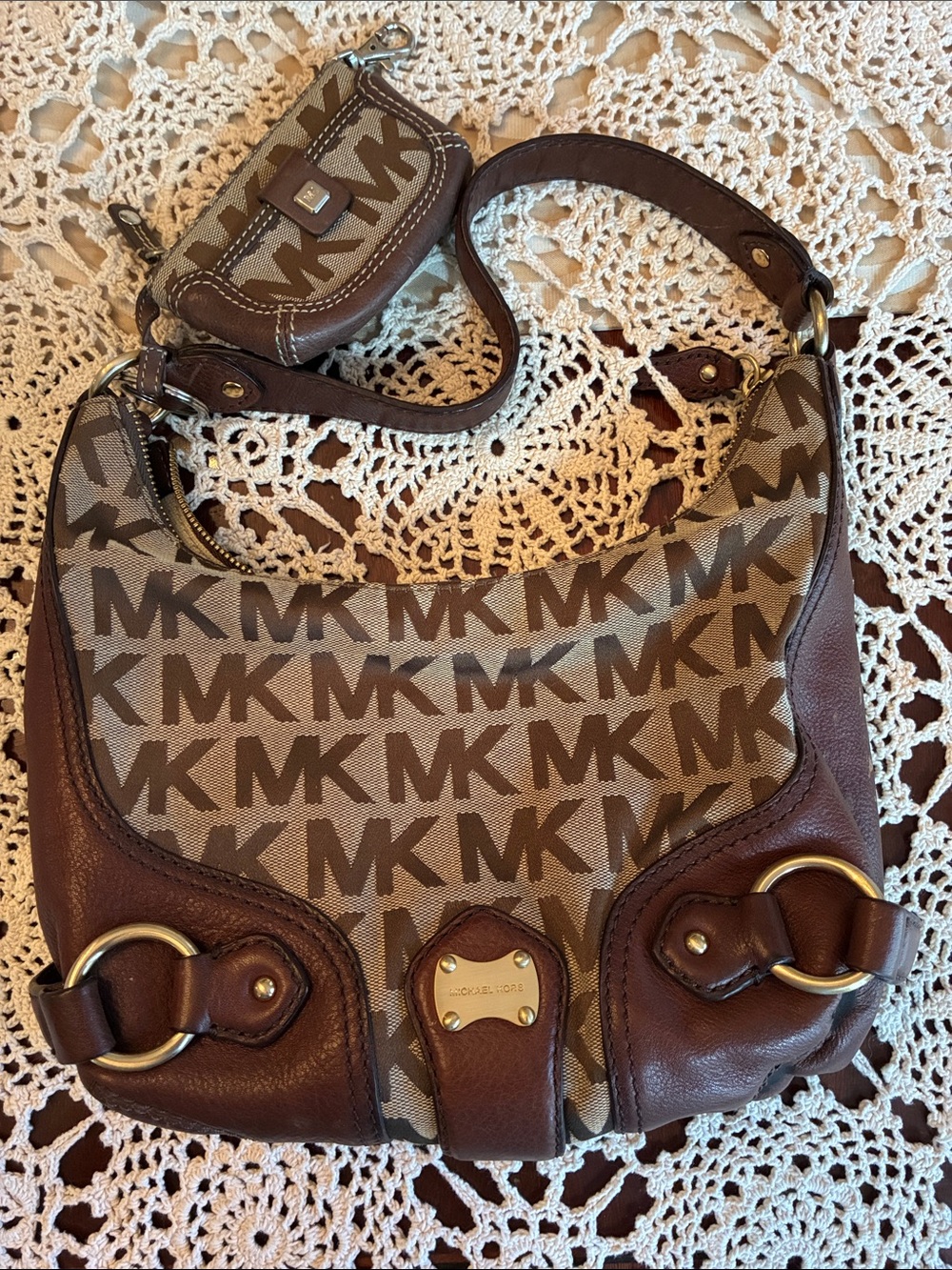 Michael Kors MK Logo Canvas Hobo Jacquard shoulder bag with Coin Pouch